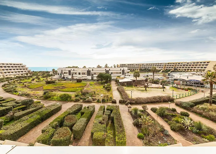 Village Naturiste R4n - Luxury Of Sea View Apartment *
